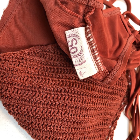 SO crochet bikini. Top Large; bottoms Medium. - Picture 5 of 6